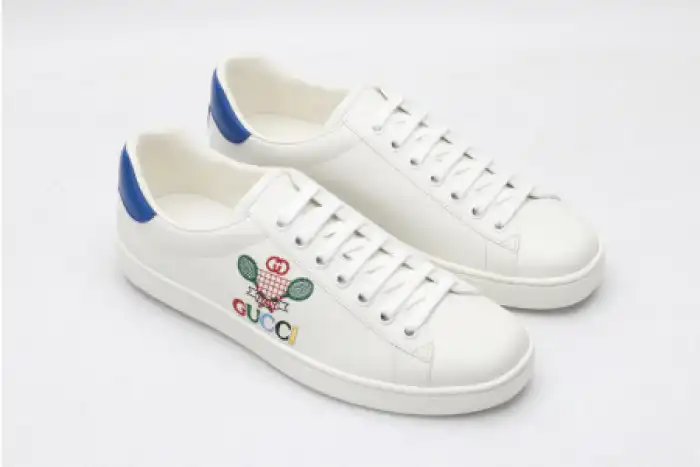 Reps TBK GUCC ACE EMBROIDERED LOW-TOP SNEAKER 603696 AY070 9096 0131