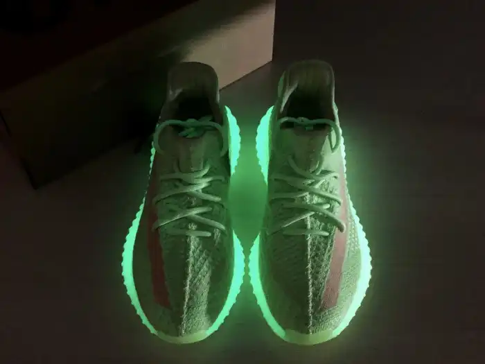 Reps TBK Adidas Yeezy Boost 350 V2 Glow in the Dark EG5293 0129