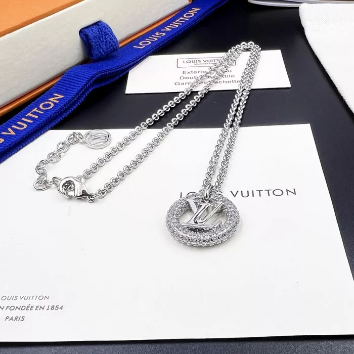 Reps TBK LV NECLACE 0121