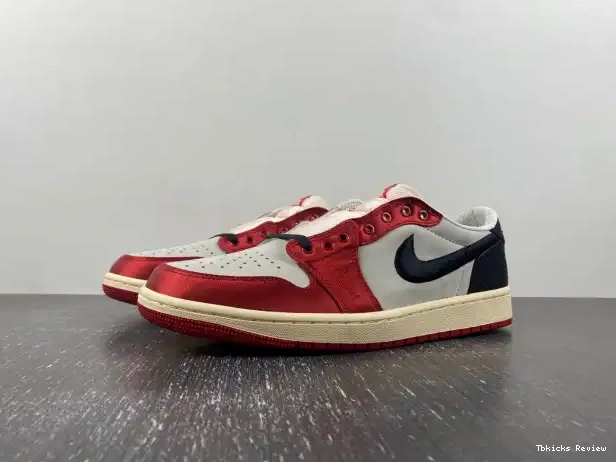 Cheap TBK Air Trophy Away Low FN0432-100 Room x Jordan 1 OG 0220