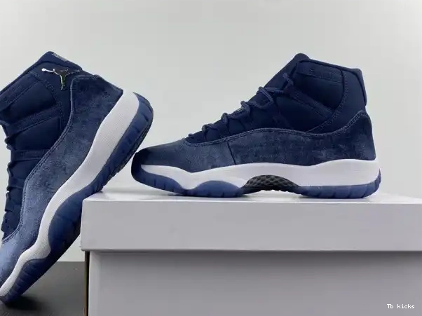 Reps TBK 11 Midnight Air Navy WMNS AR0715-441 Jordan Velvet 0319